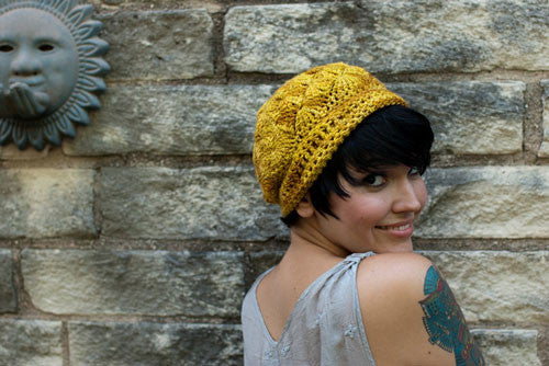 Dawn of the Daylily Hat Pattern – Hill Country Weavers