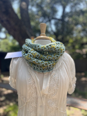 
                  
                    Load image into Gallery viewer, Class: Scorpio Cowl Crochet-Along
                  
                