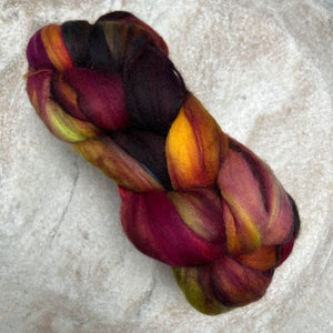 
                  
                    Load image into Gallery viewer, Malabrigo Nube Wool Roving
                  
                