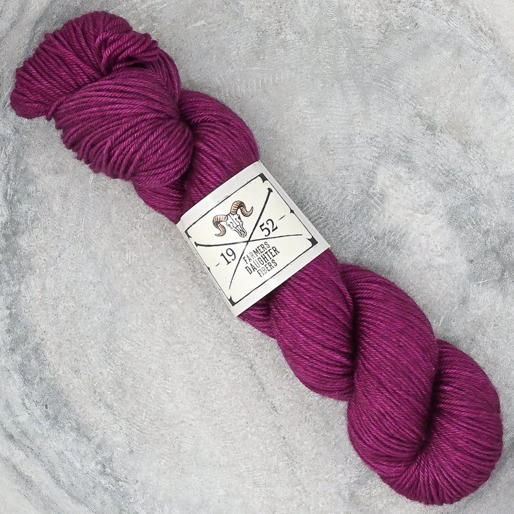 
                  
                    Load image into Gallery viewer, Farmer&amp;#39;s Daughter Bear Paw DK
                  
                