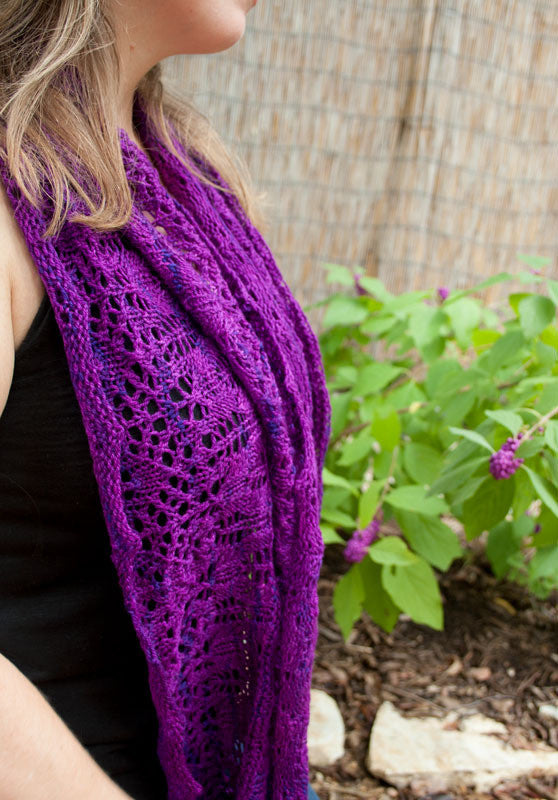 
                  
                    Load image into Gallery viewer, Beautyberry Cowl Pattern
                  
                