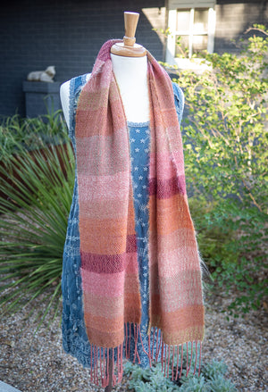 
                  
                    Load image into Gallery viewer, Mo-Mo-Mohair Free Woven Scarves Pattern
                  
                