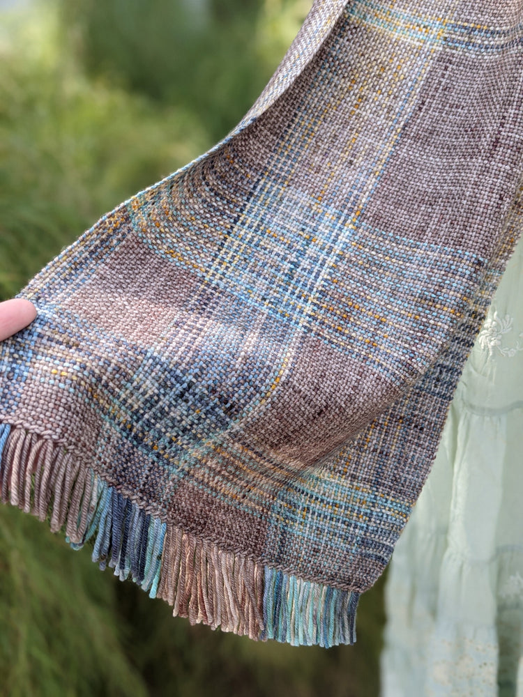 Hill Country Weavers - Knitting, Crochet and Weaving Yarn + Patterns
