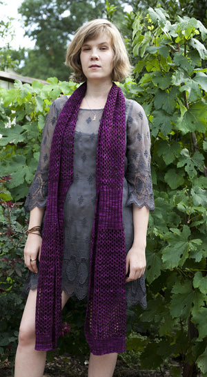 
                  
                    Load image into Gallery viewer, Velvet Snapdragon Scarf Pattern
                  
                